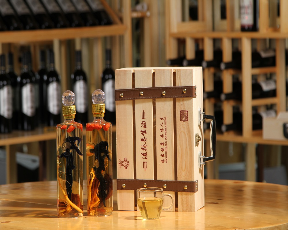 人参酒一斤套盒.JPG